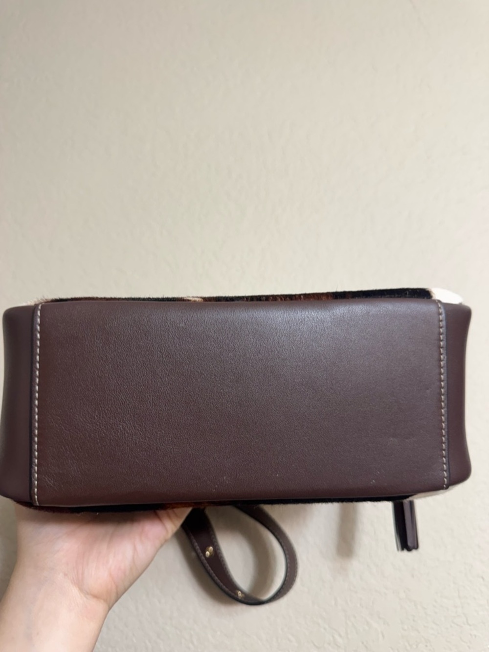 Coach Convertible Hadley Brown & White Cowhide Leather Shoulder Bag crossbody - Picture 6 of 7